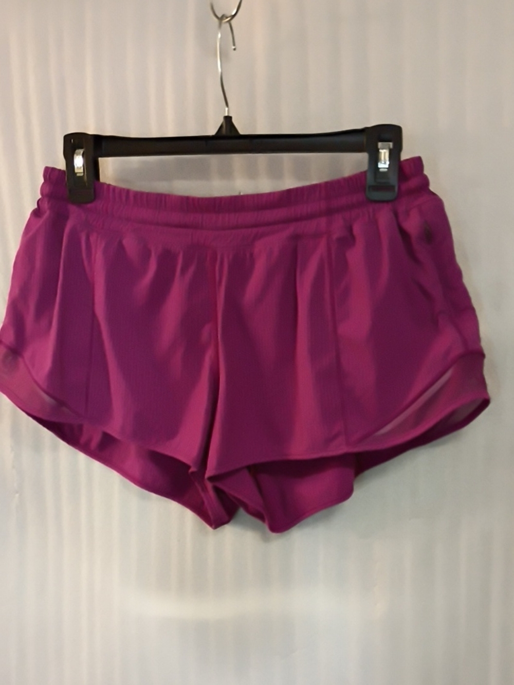 Lululemon Women’s Hotty Hot Athletic Short - Lightweight Running Shorts Sz 10